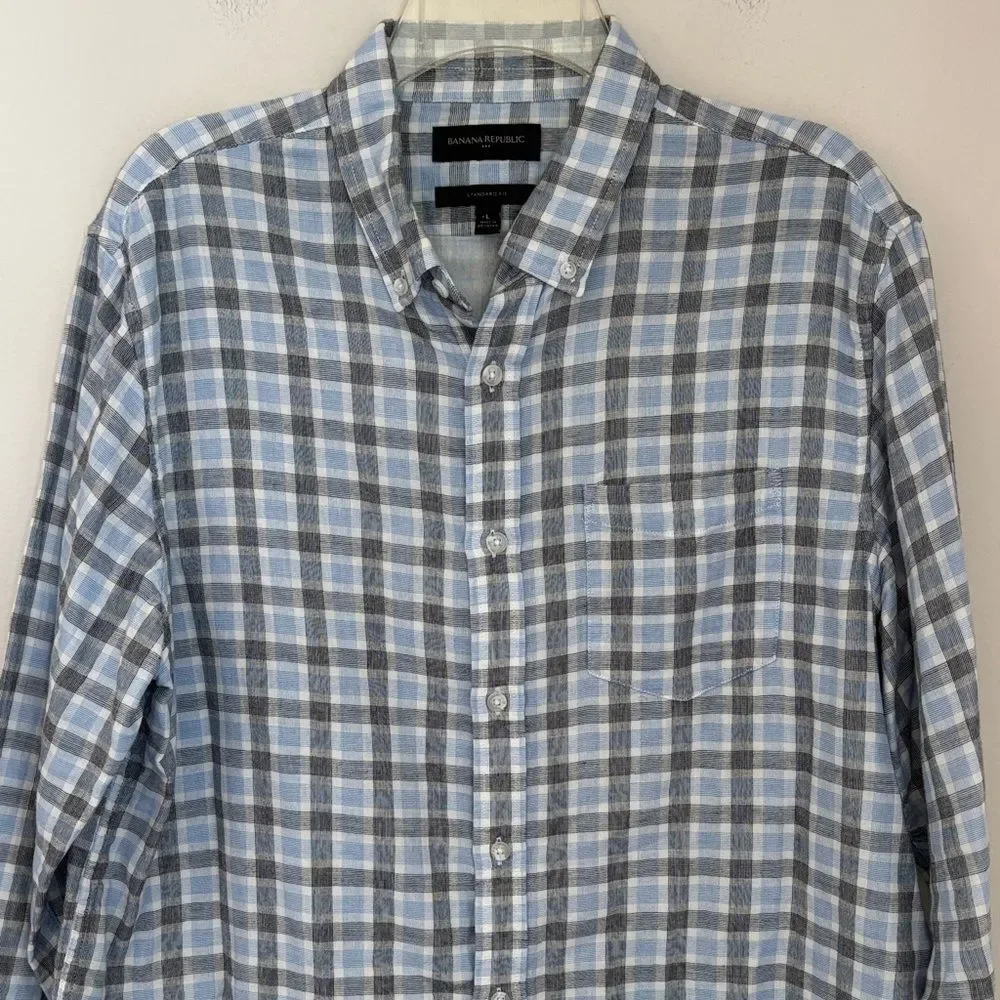 Banana Republic plaid men’s flannel blue black white button down Shirt large EUC
